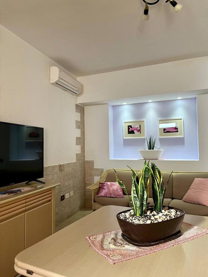 Dimora Del Chiostro Hotel Oristano Kültér fotó